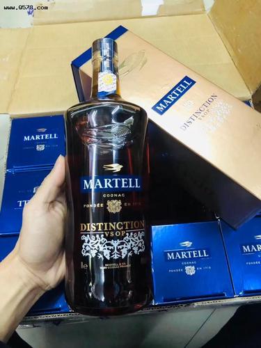请问马爹利一共多少种酒？