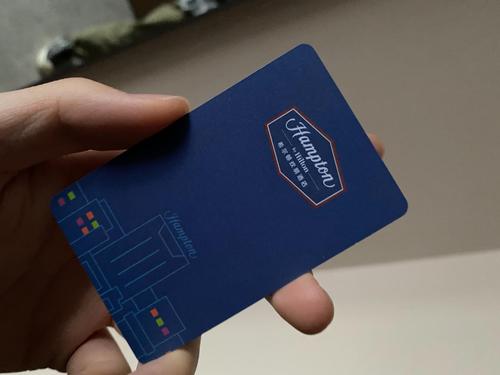 酒店房卡是做什么用的？