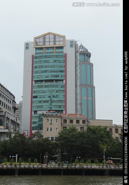 广州市荔湾区新中国大厦属于那个街道办？