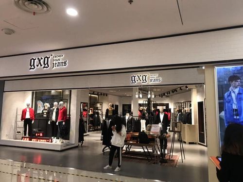 嘉善恒利广场女装有个三什么牌子