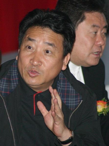 请问相声演员姜昆多大年龄