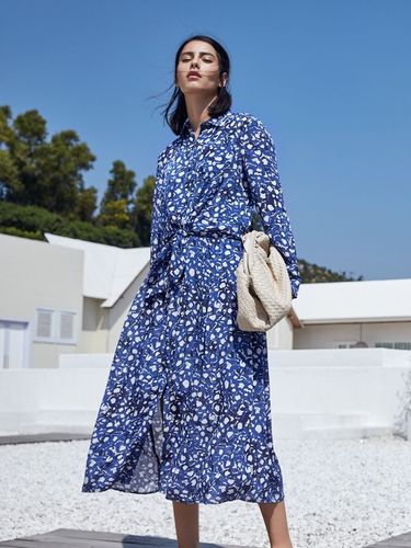 现在流行什么衣服