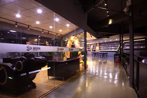 我想做汽车音响改装的店铺，应该去哪里加盟？
