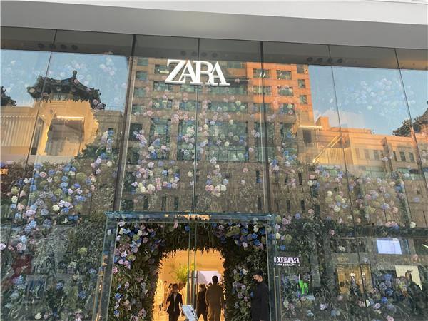 北京zara旗舰店在那啊，，，哪家打折最恨。哪家最大，哪家货最全