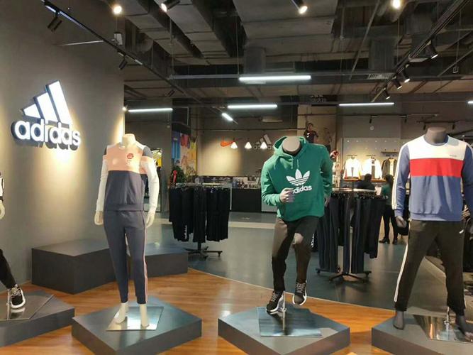 运动服装品牌折扣店的货是真的吗？