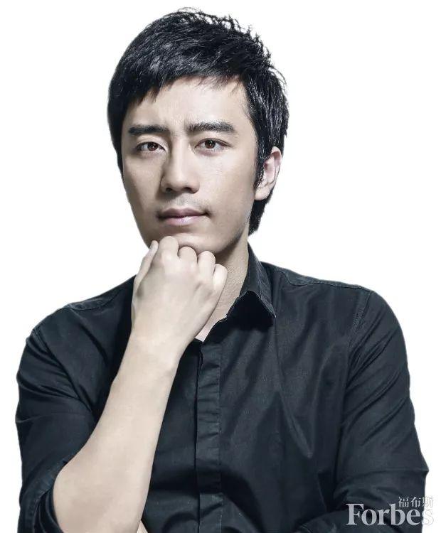 聚美优品的创始人：陈欧与女友冯婴翘分手了吗？
