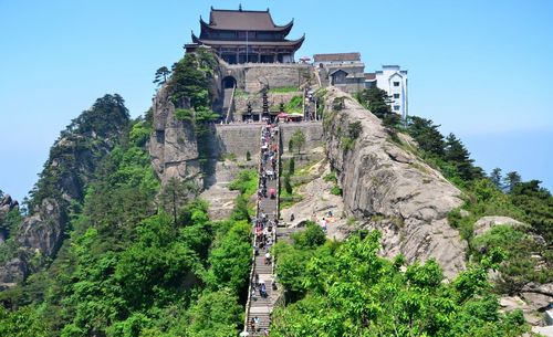 九华山在哪里？