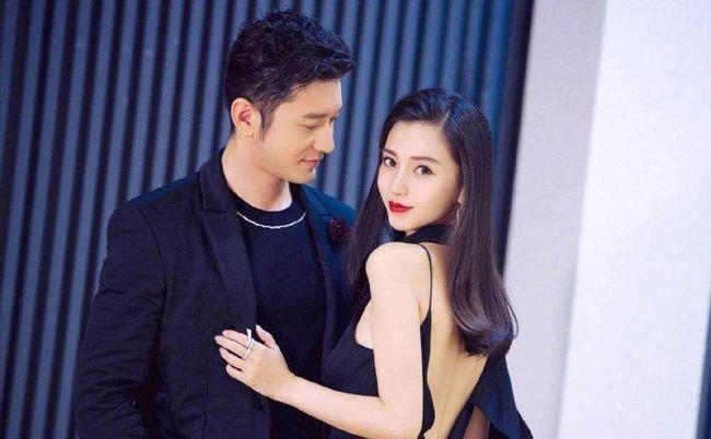 黄晓明Baby又穿情侣装！胸前写着我爱你，是不是想证明婚姻没有破裂呢？