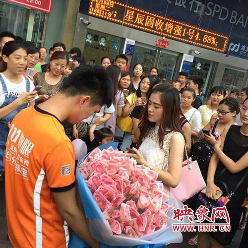 小伙中1330万，这么多钱怎么花啊！