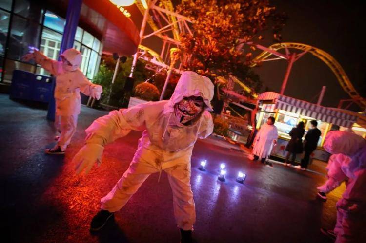 今年上海欢乐谷万圣节夜场有什么可玩的啊？好玩嘛