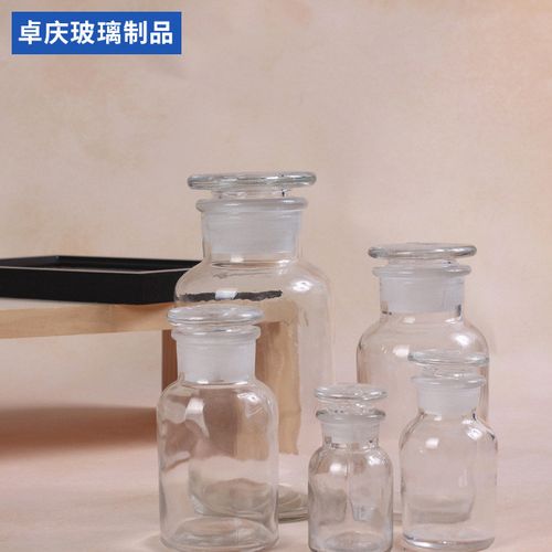 请问国内销售实验室器材(玻璃器皿、化学试剂、消耗品等）比较大的企业有哪几家，请赐教！