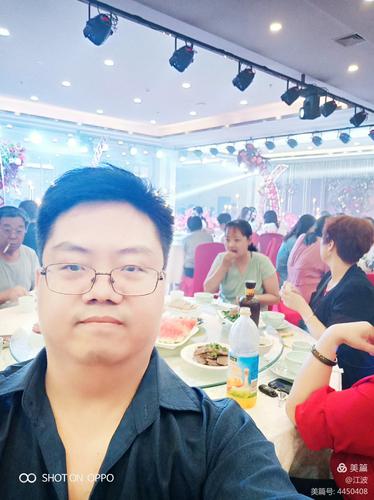我表哥娶了个重庆妹子，想找个好一点的婚宴预订平台在重庆摆酒，有好推荐吗？