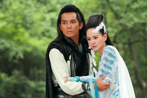 《天涯明月刀》播出9年,钟汉良还演男主,而女主近况如何呢?