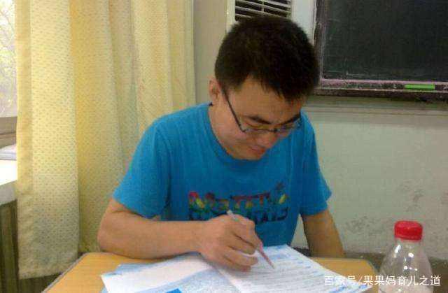 中国最倔高考生，675分却要坚持复读，最后的成绩怎么样？