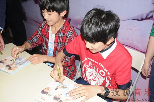 tfboys  的签售会要钱不？