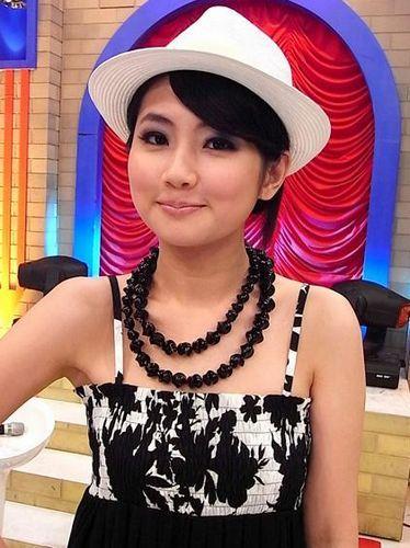 selina本来在爱在春天里演谁