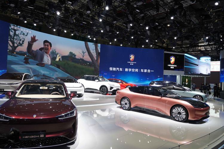 上海车展新车250多款，但能热销大卖的，或许这三款就在内