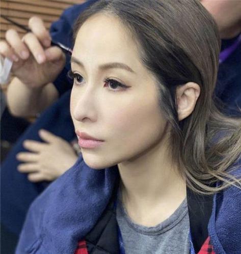 萧亚轩的个人资料？