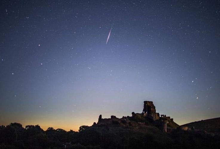 2018年的英仙座流星雨什么时候出现？几点开始？