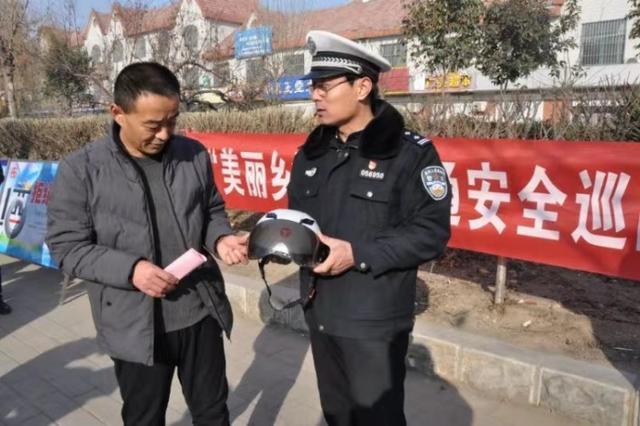 兖州交警立案法律依据是否充分？舆情应对和处置是否及时有效