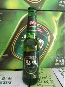 西湖啤酒 绿雨酒瓶上的那首诗是什么？当时看了感觉特别美，谁能提供一下？