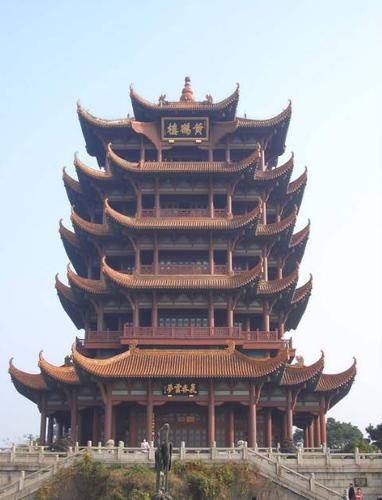 现存的黄鹤楼是哪一年建成的？
