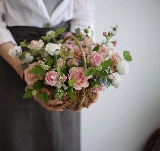 学习插花开花店，前期需要准备什么？