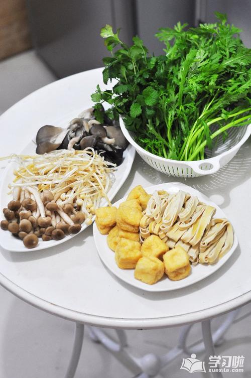 羊肉火锅里能放什么蔬菜
