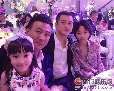 李亚鹏遭女儿屏蔽的相关消息李亚鹏遭女儿屏蔽朋友圈是因为啥