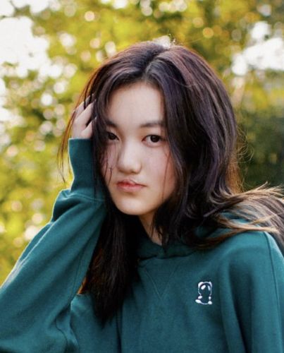 13岁李嫣近照曝光，明星的孩子更让人关注吗？