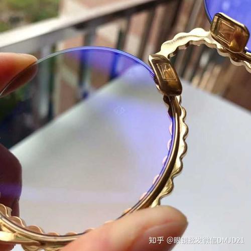 世界最贵的眼镜是什么品牌？