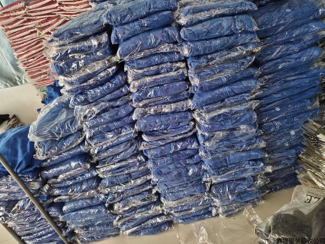 服装店库存太多怎么办 服装库存怎么处理