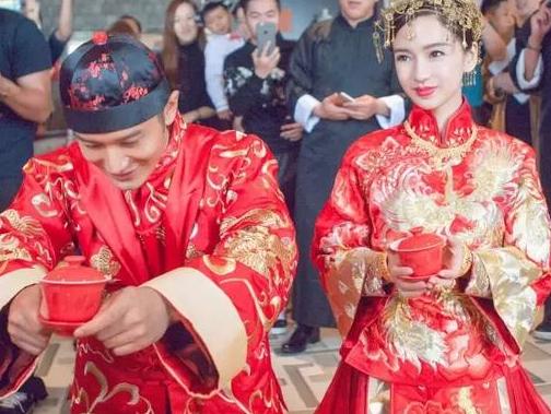 黄晓明和angelababy结婚没
