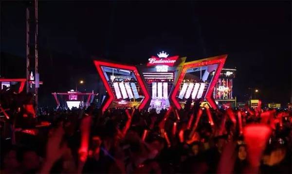 2015百威风暴电音节的出席嘉宾
