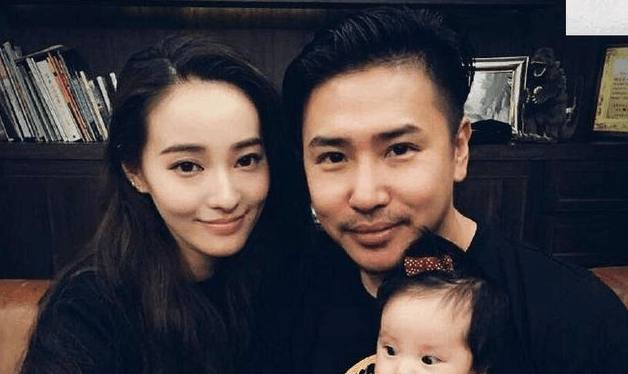 欧弟不再隐瞒，宣布离婚，撕下妻子郑云灿的“遮羞布”，到底咋回事？