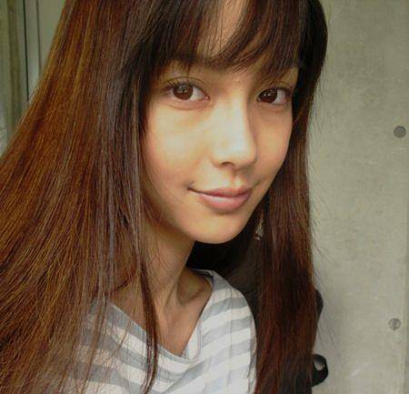 杨颖整过容吗？