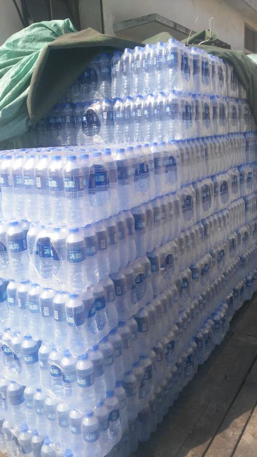 矿泉水哪里批发？