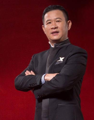 特步的创始人