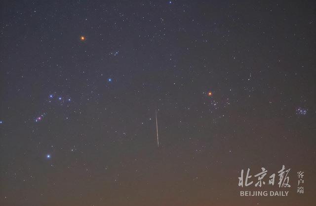 今晚的双子座流星雨，应该往天空的哪个方向看呢。