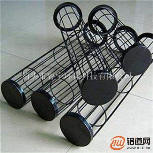 除尘器骨架其工作原理是什么？