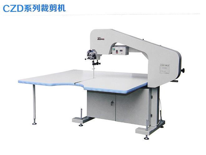 皮革裁剪起来麻烦吗？用什么机器裁好？