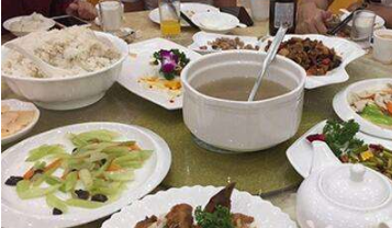 西安中菜皇酒店食物中毒事件