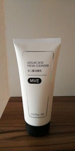 洁面乳跟洗面奶一样吗？
