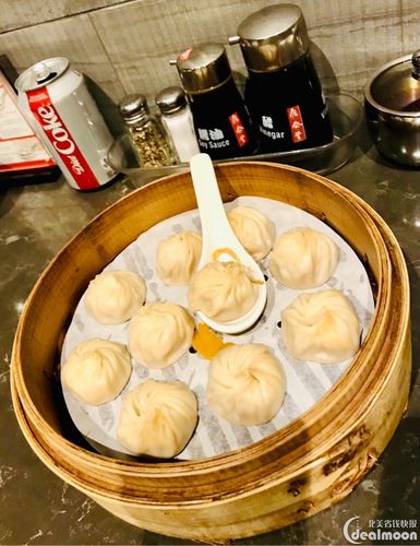 鼎泰丰的小笼包被许多人认为性价比极低，为何可以走红？