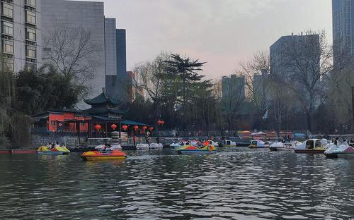 郑州市人民公园怎么样？可以说说吗？
