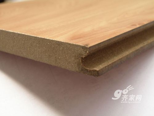 什么是强化复合地板？