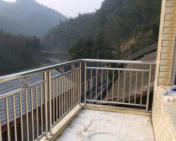 栏杆是什么意思