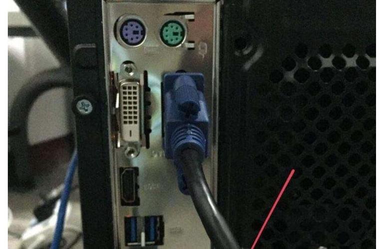 电脑开机主机发出警报，显示屏不亮，怎么回事啊，怎么修啊