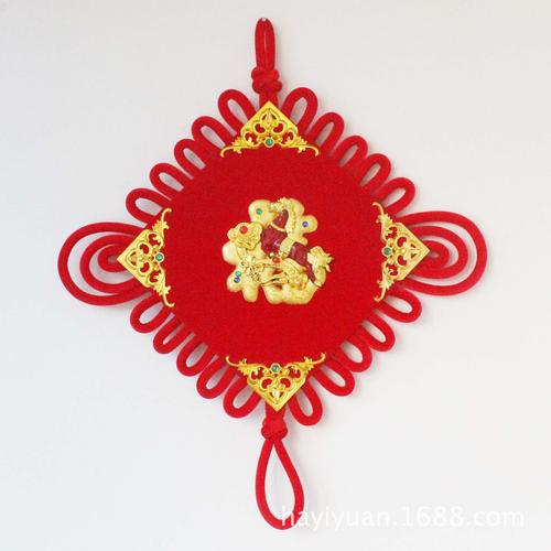 中国民俗 过年用的挂件每年都要换吗