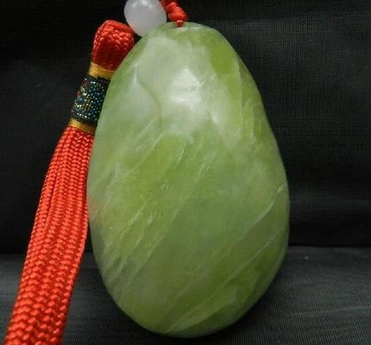 岫玉是什么？